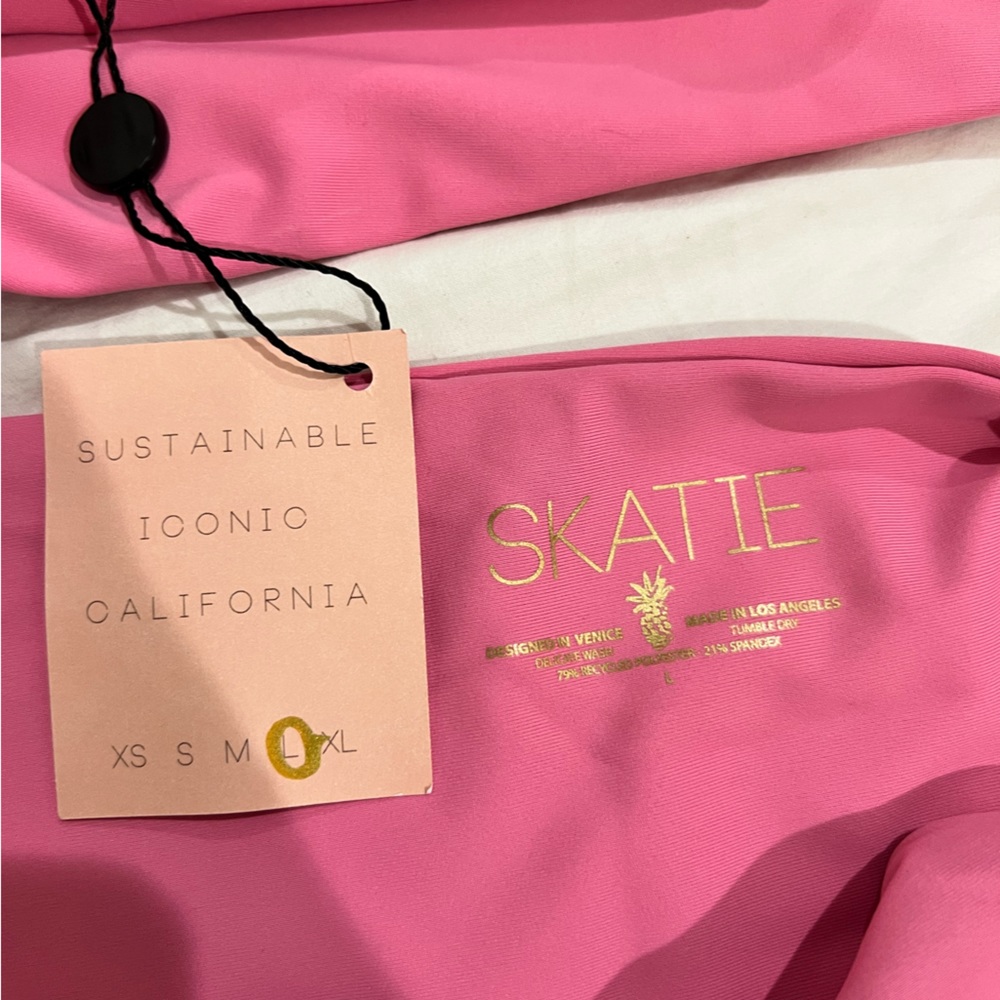 NWT Skatie one piece, hot pink Nicole size large